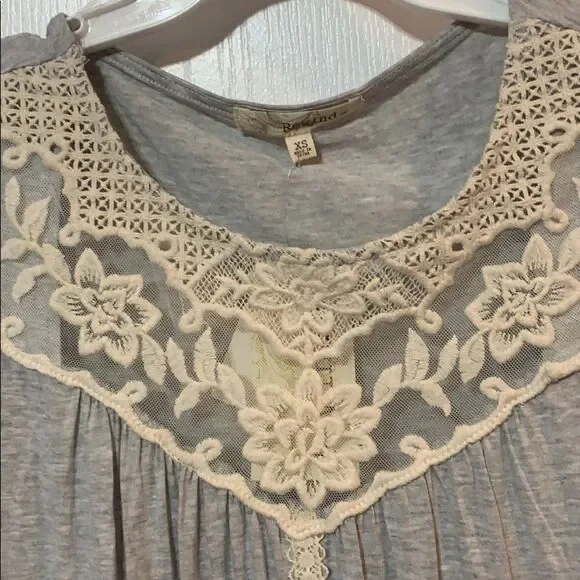 Rewind Blouse - Picture 3 of 6